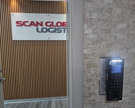 Cloud Securitec especialistas en control de acceso biométrico en Lima En Cloud Securitec somos especialistas en la implementación de control de acceso biométrico en Lima, ofreciendo soluciones completas para empresas que buscan mejorar su seguridad. Nuestros servicios incluyen: Venta de equipos biométricos Instalación profesional Configuración del sistema Integración con otros sistemas de seguridad Soporte técnico especializado Nuestro objetivo es ayudar a las empresas a modernizar su seguridad mediante tecnología biométrica confiable y eficiente.